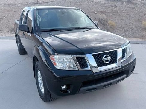 Certified 2020 Nissan Frontier SV RWD image 3