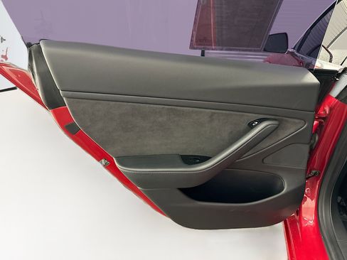 Used 2018 Tesla Model 3 Long Range image 26