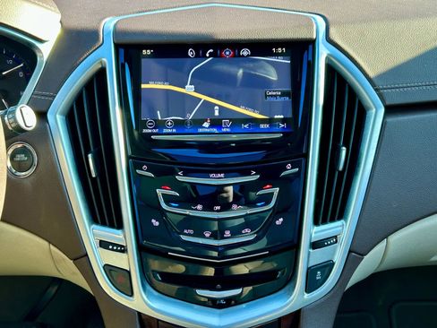 Used 2015 Cadillac SRX Luxury w/ Driver Awareness Package image 20