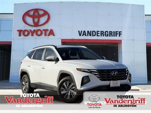 Used 2022 Hyundai Tucson Blue image 1