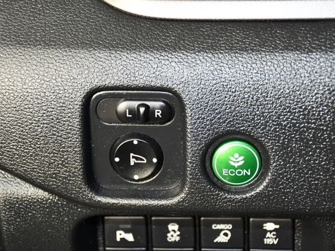 Used 2023 Honda Ridgeline RTL-E image 38