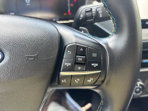 Used 2025 Ford Maverick Lobo AWD/4WD image 19