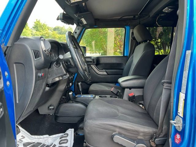 Used 2016 Jeep Wrangler Unlimited Sport w/ Quick Order Package 24S AWD/4WD image 11