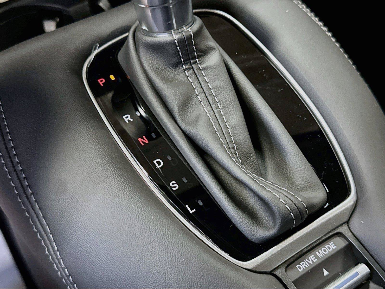 New 2027 Honda HR-V EX-L image 15