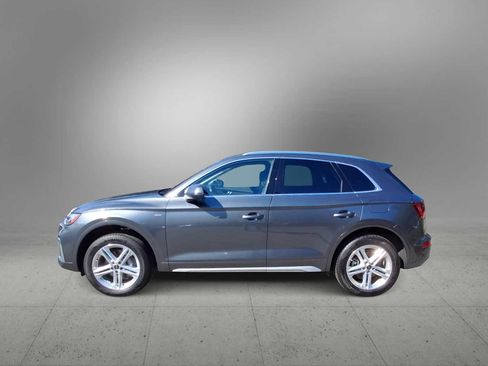 Used 2024 Audi Q5 e Premium Plus w/ Premium Plus Package AWD/4WD image 5