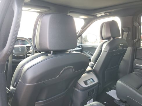 New 2026 Lincoln Navigator Reserve w/ Jet Appearance Package image 28