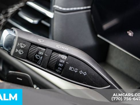 Used 2025 Chevrolet Traverse LT w/ Enhanced Driving Package image 34