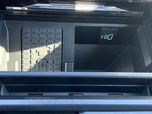 New 2026 Ford F350 Lariat w/ Black Appearance Package image 10