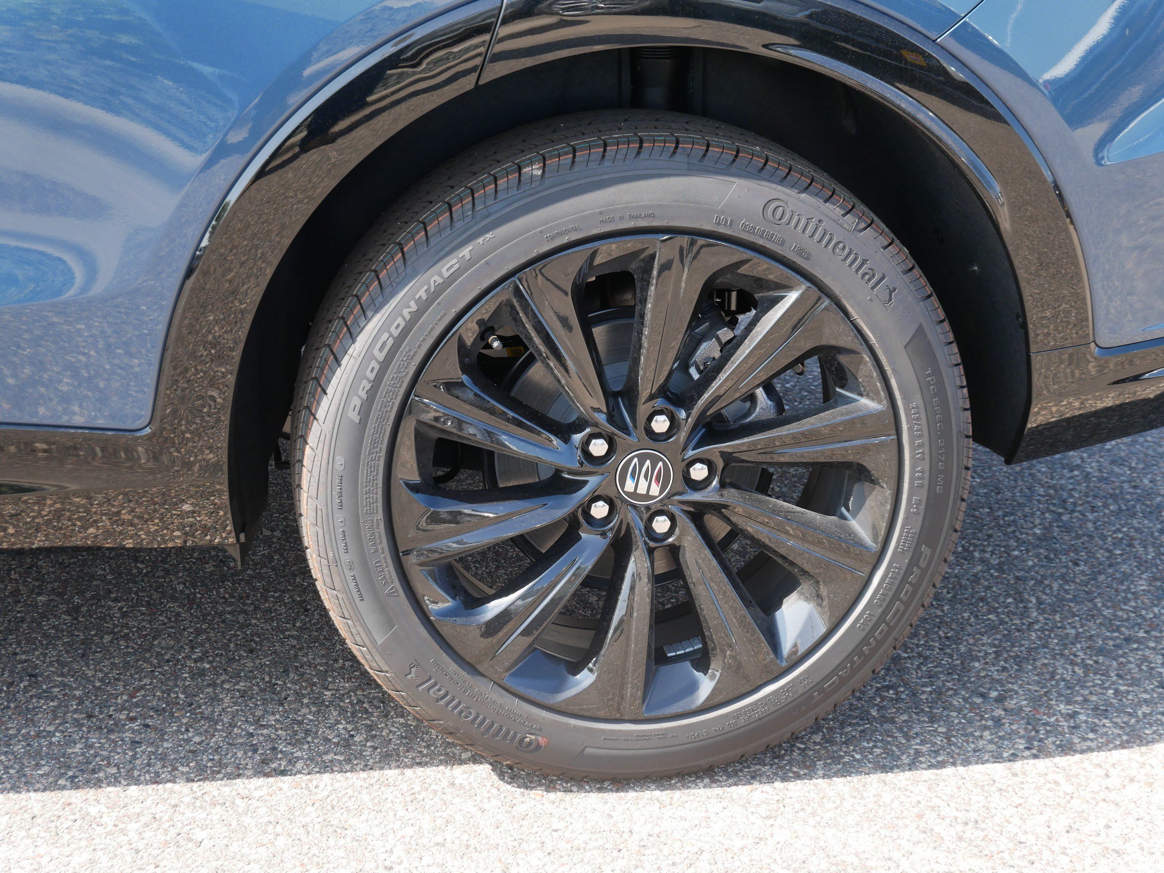 New 2026 Buick Envista Sport Touring w/ Convenience I Package FWD image 3