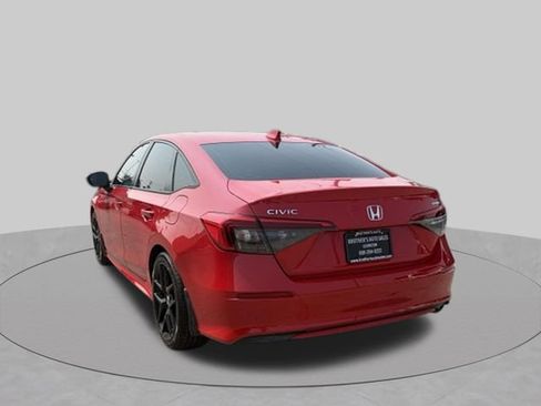 Used 2023 Honda Civic Sport image 4