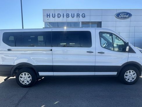 Used 2023 Ford Transit 350 XLT image 12