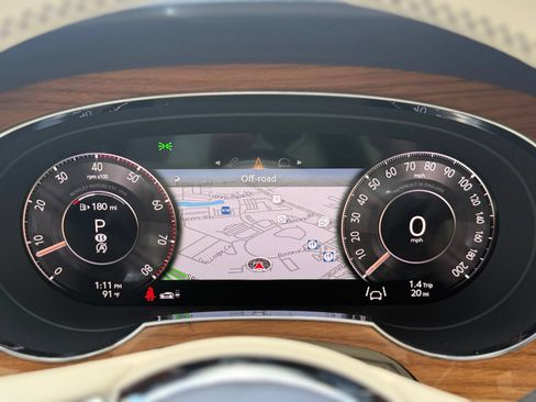 New 2026 Bentley Bentayga AWD/4WD image 37