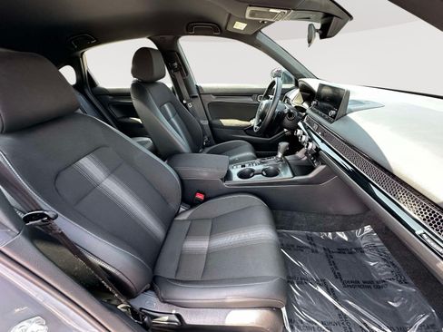 Used 2025 Honda Civic Sport image 27