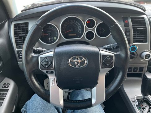 Used 2014 Toyota Sequoia SR5 image 19