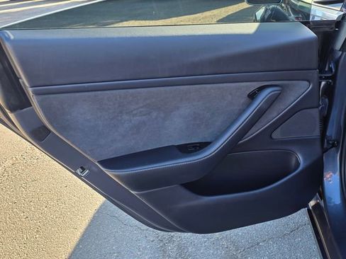 Used 2020 Tesla Model 3 Long Range AWD/4WD image 20