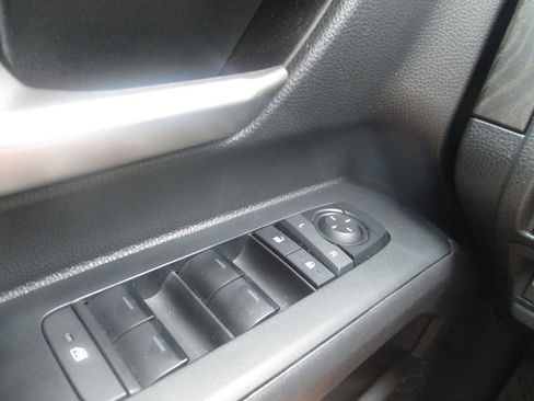 Used 2024 Toyota Tacoma 4x4 Double Cab Hybrid image 31