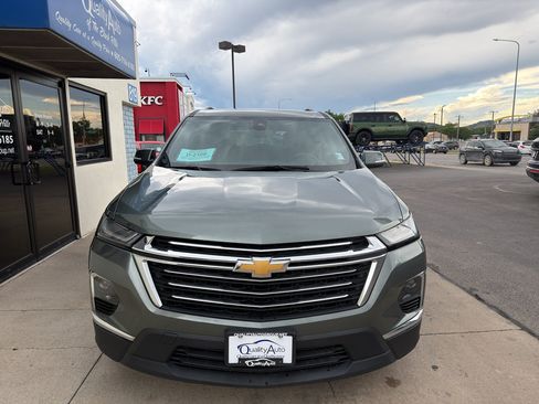 Used 2023 Chevrolet Traverse LT w/ LPO, Floor Liner Package AWD/4WD image 3