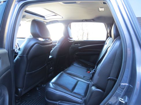 Used 2018 Acura MDX FWD image 28