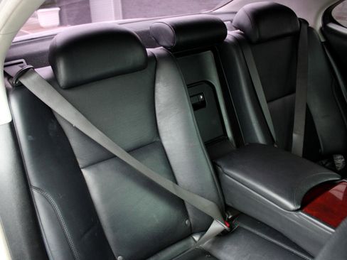 Used 2007 Lexus LS 460 Luxury image 13