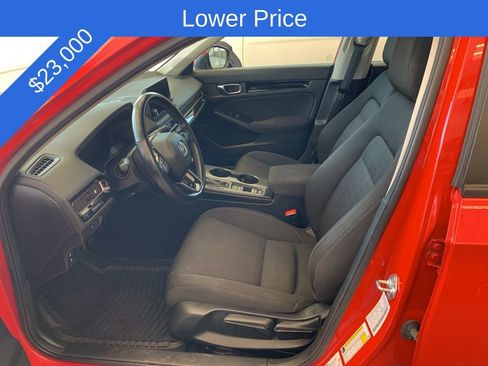 Used 2023 Honda Civic EX image 3