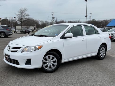 Used 2013 Toyota Corolla L image 1