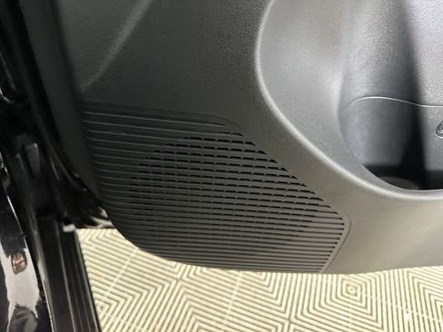 Used 2025 Hyundai Kona SE image 29