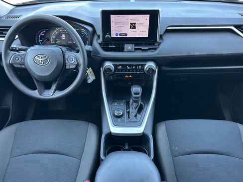 Certified 2023 Toyota RAV4 LE AWD/4WD image 13