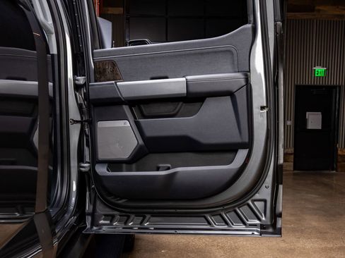 Used 2023 Ford F250 Lariat w/ Lariat Ultimate Package image 38