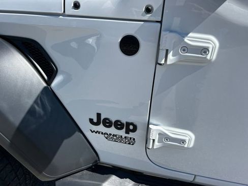Used 2021 Jeep Wrangler Unlimited Sport image 55
