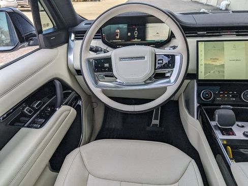 Certified 2023 Land Rover Range Rover SE AWD/4WD image 19