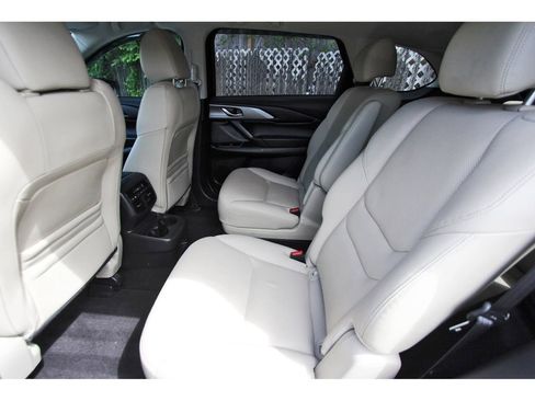 Used 2023 MAZDA CX-9 Touring Plus AWD/4WD image 12