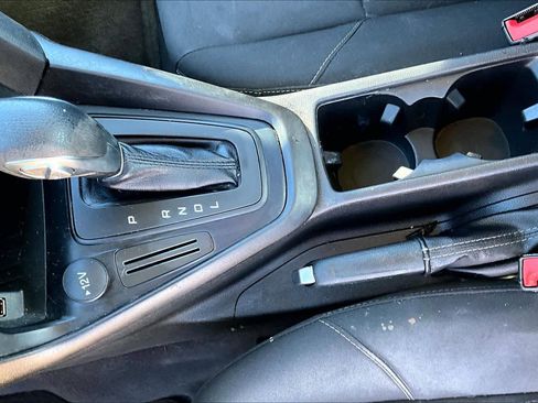 Used 2018 Ford Focus SE image 15