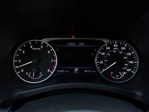 Used 2025 Nissan Sentra SV FWD image 37