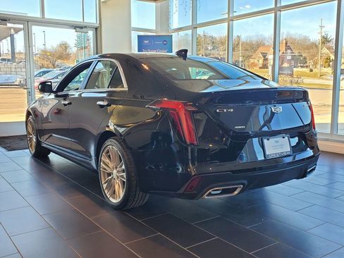 Used 2025 Cadillac CT4 Premium Luxury image 3