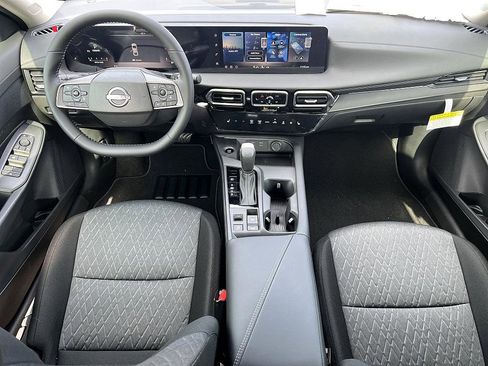 New 2026 Nissan Sentra SV image 9