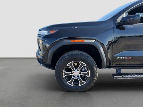 Used 2023 GMC Canyon AT4 AWD/4WD image 30