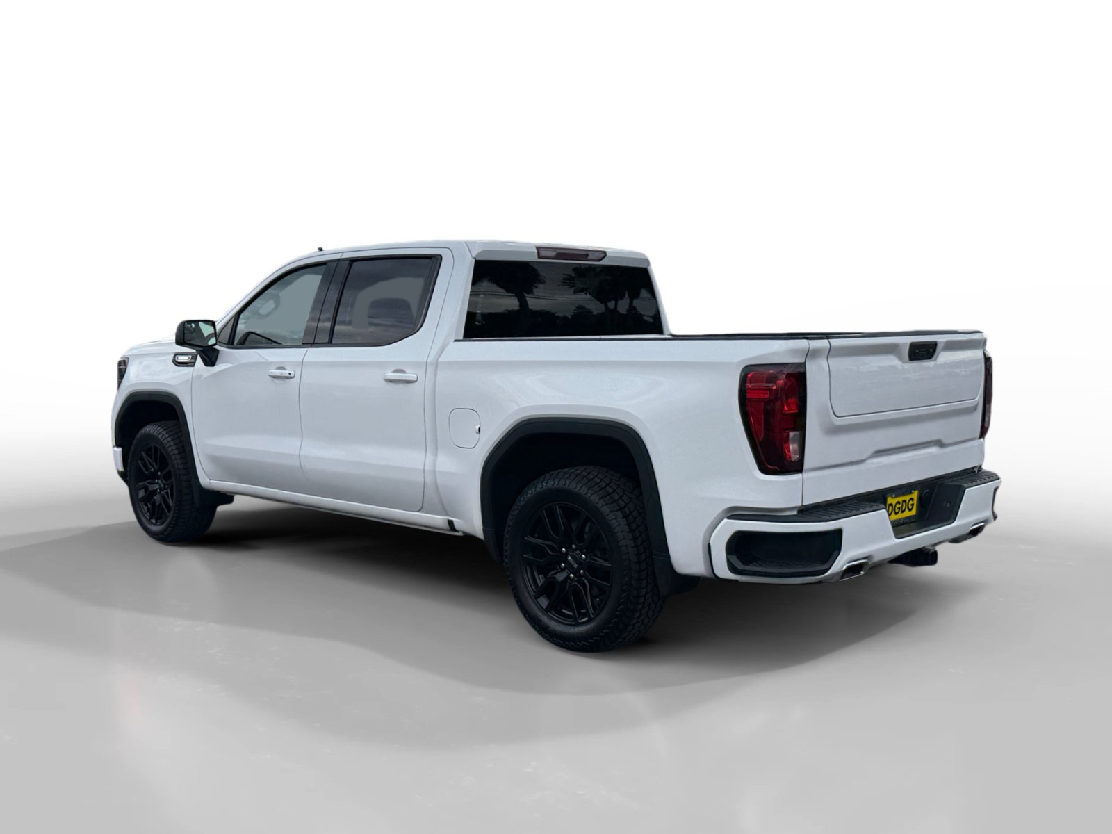 Used 2023 GMC Sierra 1500 Elevation w/ X31 Off-Road Package AWD/4WD image 3