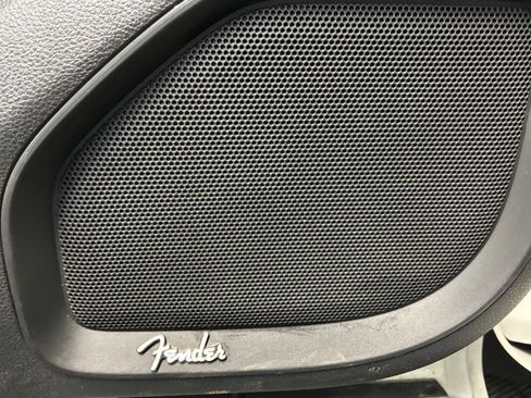 Used 2019 Nissan Titan PRO-4X w/ Pro-4x Convenience Package image 14