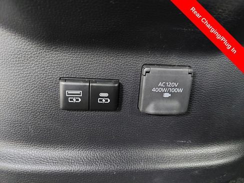 Used 2025 Toyota Tundra SR5 w/ SR5 Premium Package AWD/4WD image 25