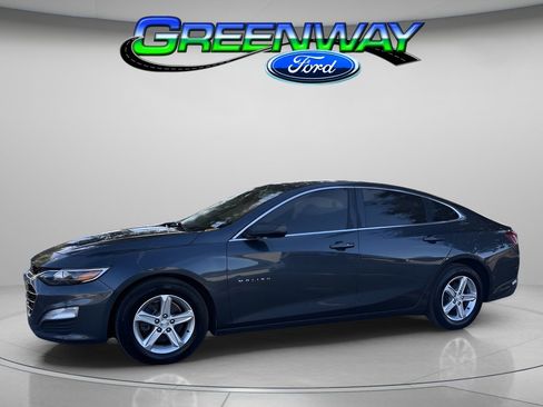 Used 2020 Chevrolet Malibu LS image 1