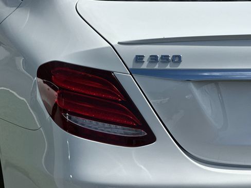 Used 2020 Mercedes-Benz E 350 Sedan image 31