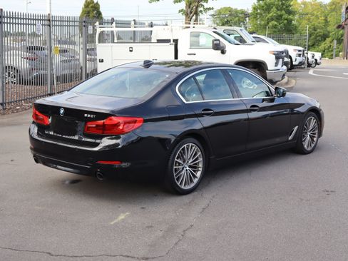 Used 2020 BMW 530i w/ Convenience Package RWD image 10