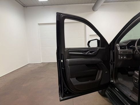 Used 2024 GMC Yukon Denali image 56