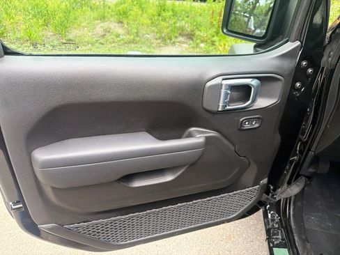 New 2026 Jeep Wrangler Unlimited Sport AWD/4WD image 9