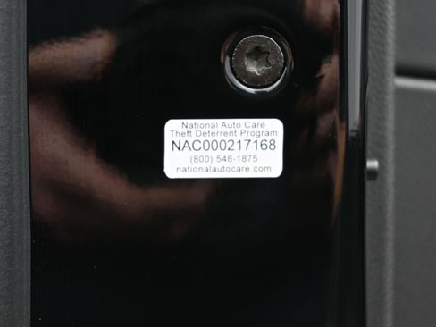 Used 2025 GMC Sierra 2500 AT4X image 43