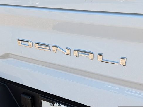 New 2026 GMC Sierra 3500 Denali w/ Denali Reserve Package AWD/4WD image 14