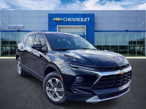 Used 2024 Chevrolet Blazer LT w/ Convenience Package FWD image 1