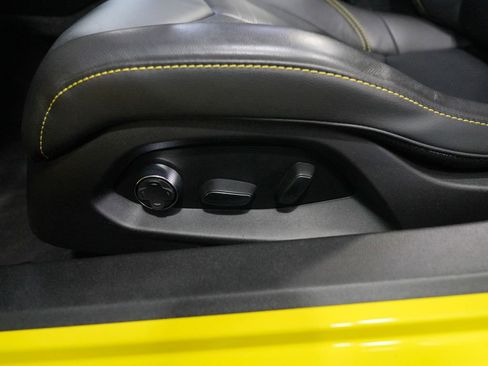 Used 2024 Chevrolet Corvette Stingray Premium Conv w/ Z51 Performance Package RWD image 36