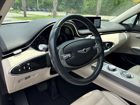 Used 2023 Genesis GV70 2.5T w/ Advanced Package AWD/4WD image 5