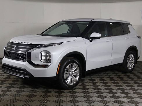 New 2026 Mitsubishi Outlander ES AWD/4WD image 7